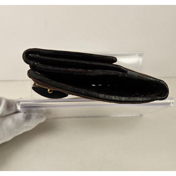 Authentic GUCCI women's brown guccisima canvas wallet - Picture 4 of 16